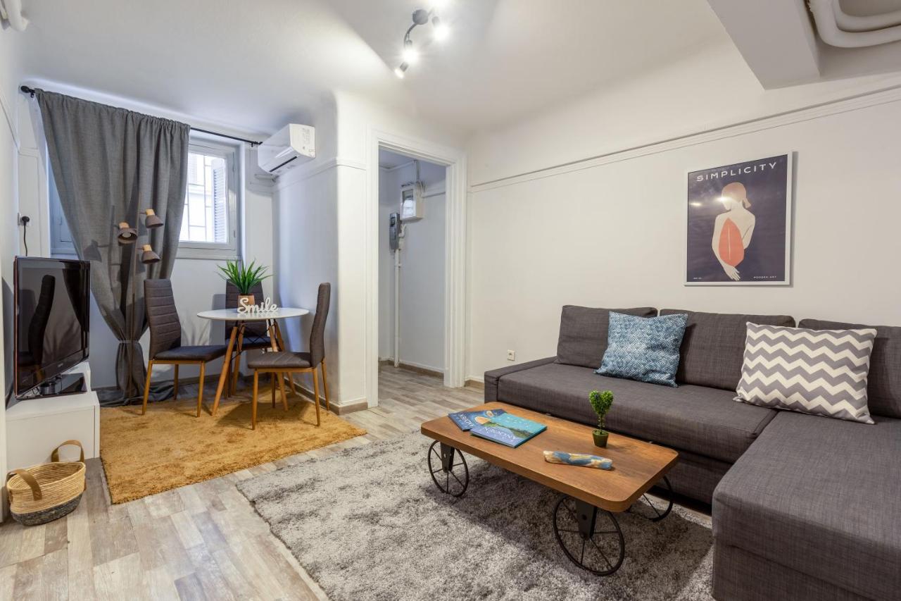 Central Apartment In The Heart Of Historic Center Atina Dış mekan fotoğraf